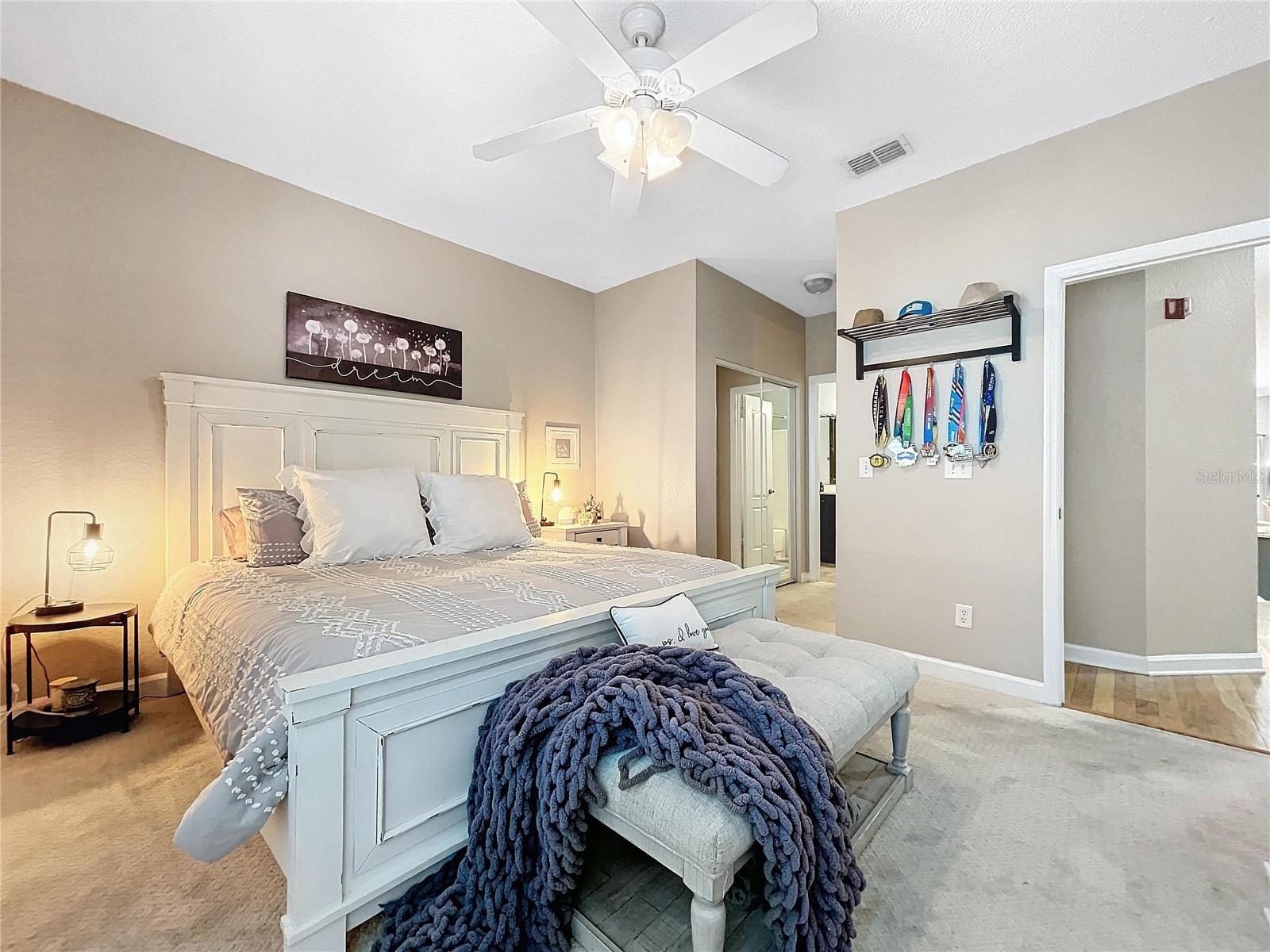 Image 14 of 40 For 704 Seagate Drive