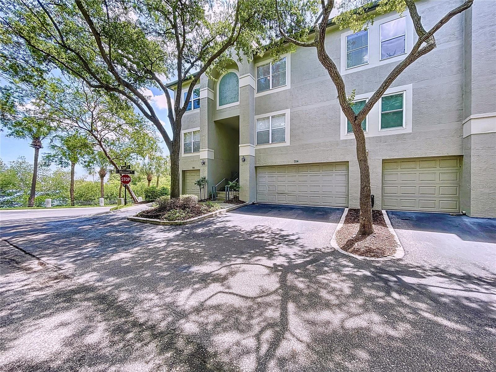 Image 37 of 40 For 704 Seagate Drive