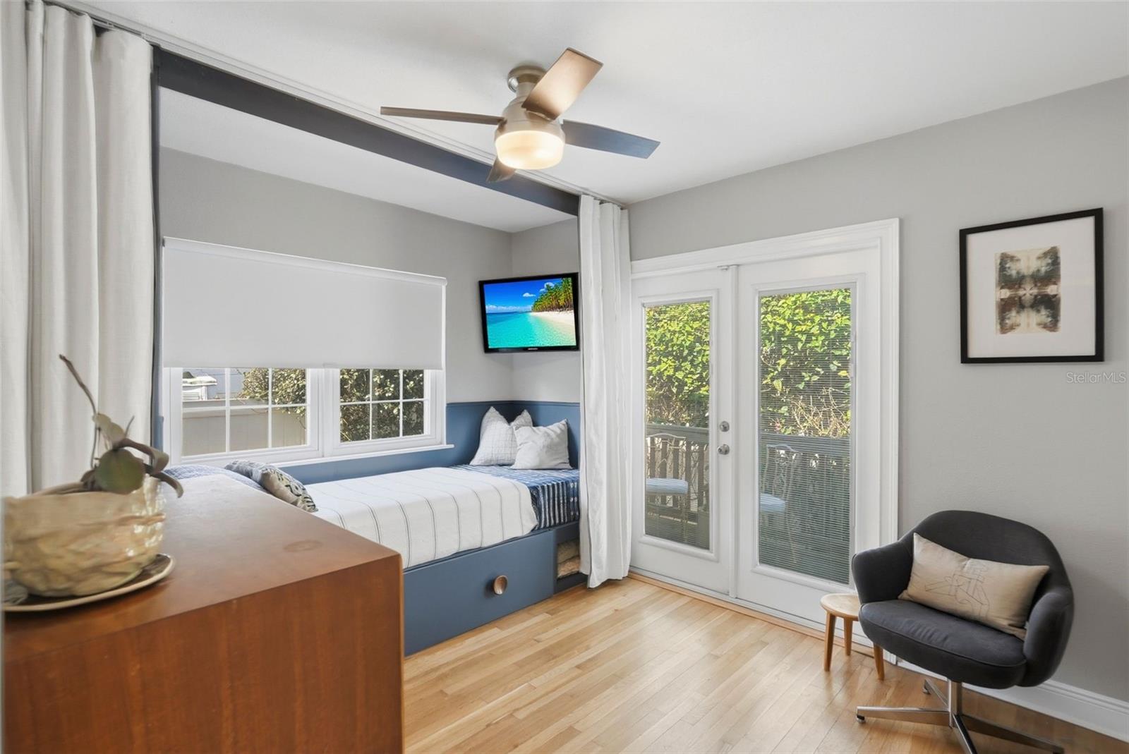 Image 14 of 40 For 1201 30th Avenue N