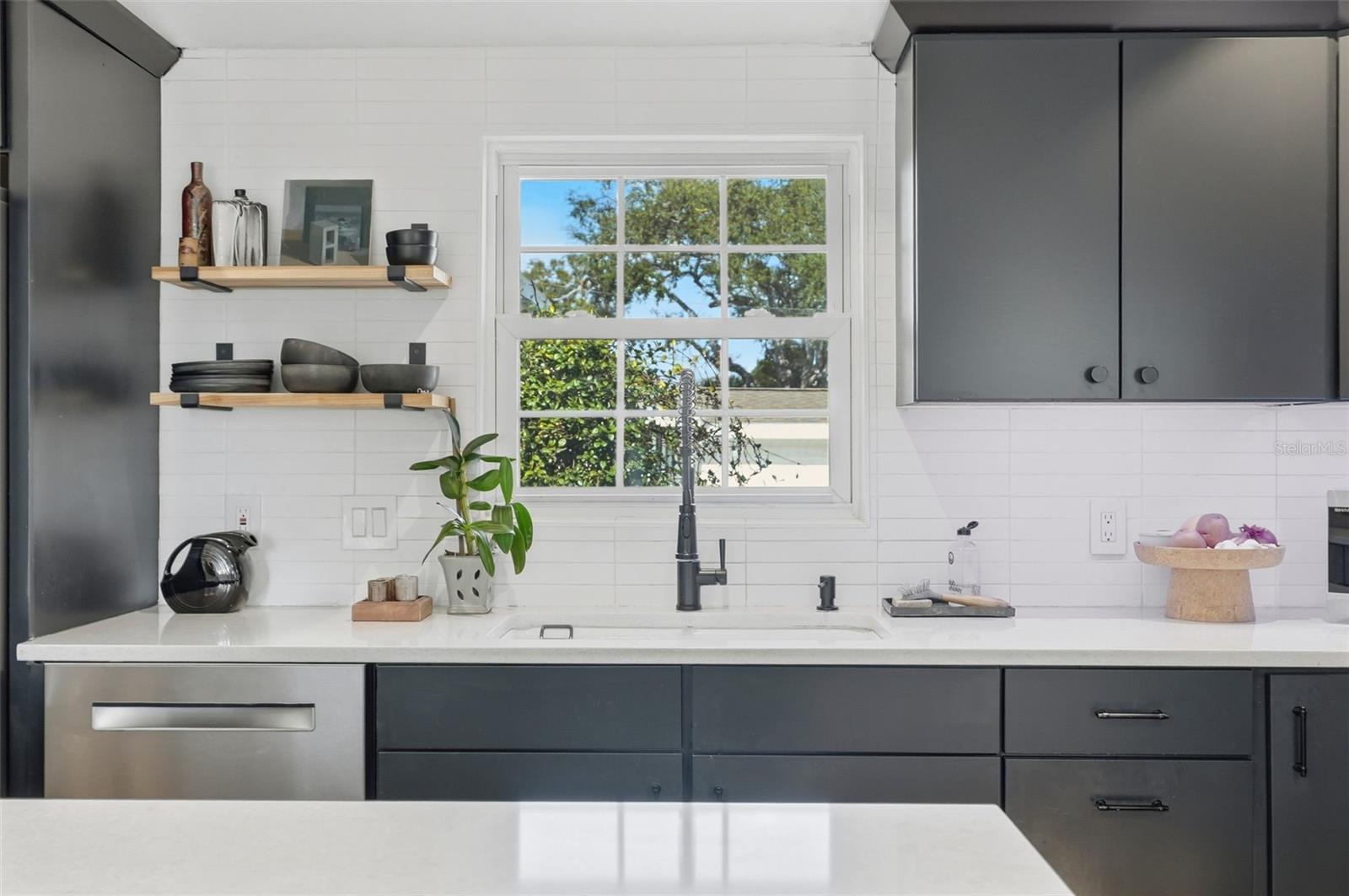 Image 2 of 40 For 1201 30th Avenue N