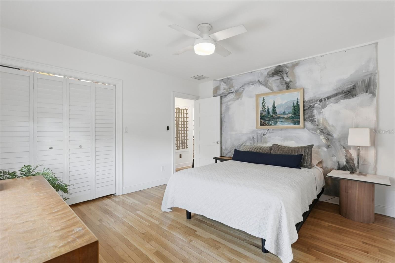 Image 20 of 40 For 1201 30th Avenue N