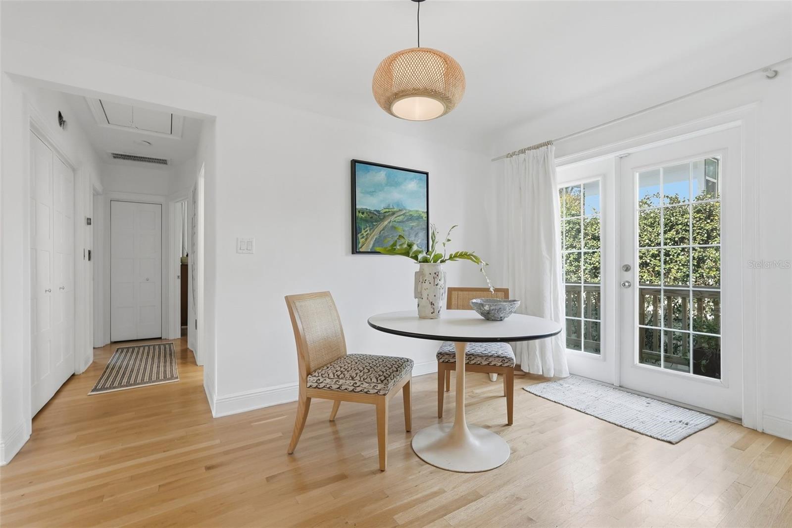 Image 6 of 40 For 1201 30th Avenue N