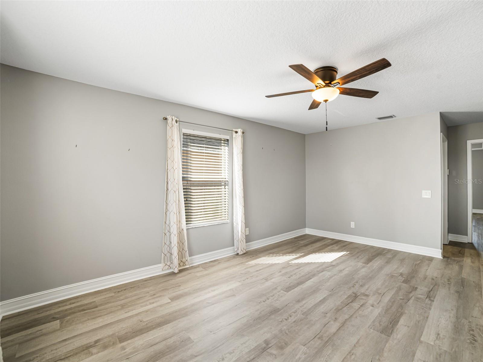 Image 19 of 32 For 15509 Long Cypress Drive