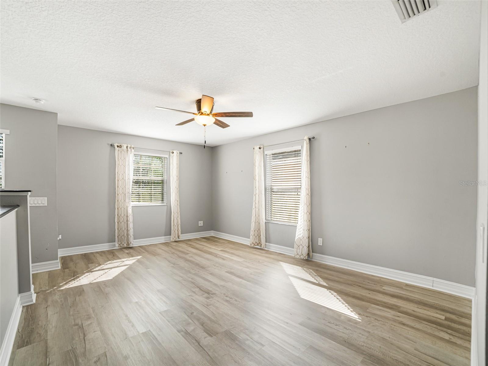 Image 20 of 32 For 15509 Long Cypress Drive