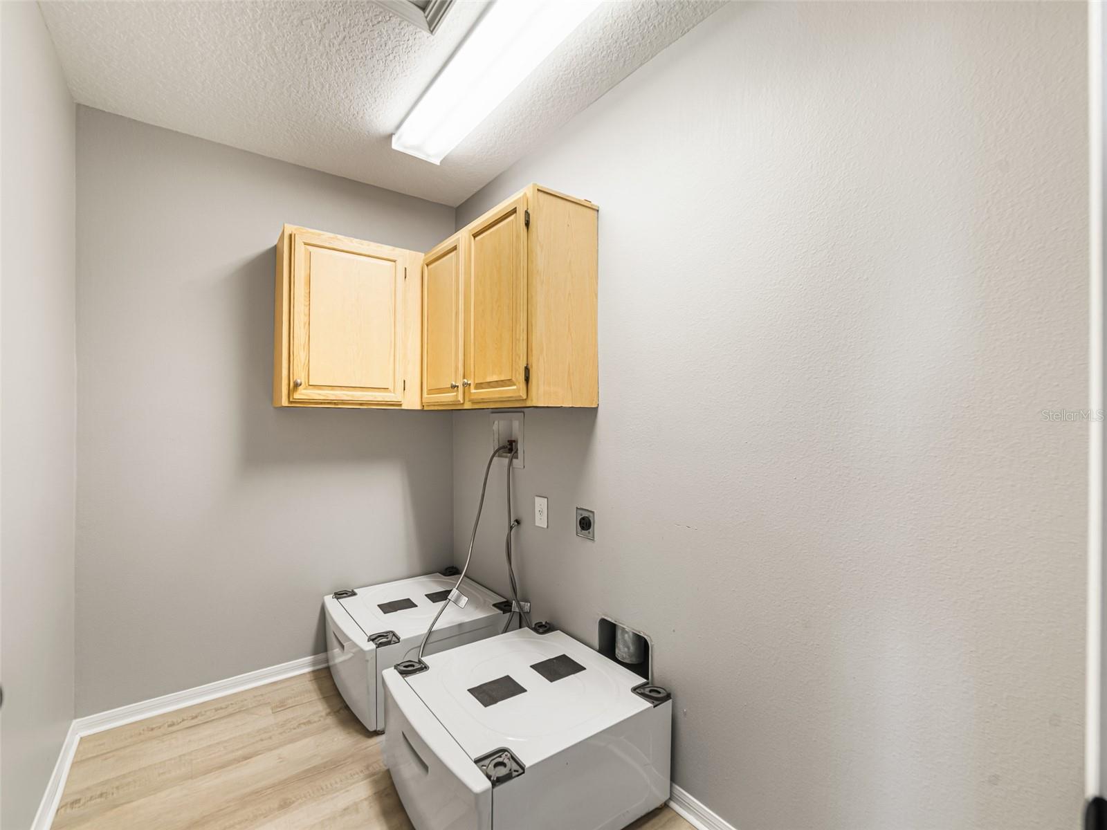 Image 21 of 32 For 15509 Long Cypress Drive