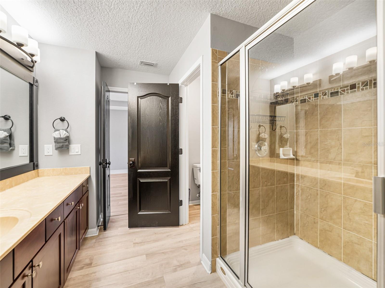 Image 25 of 32 For 15509 Long Cypress Drive