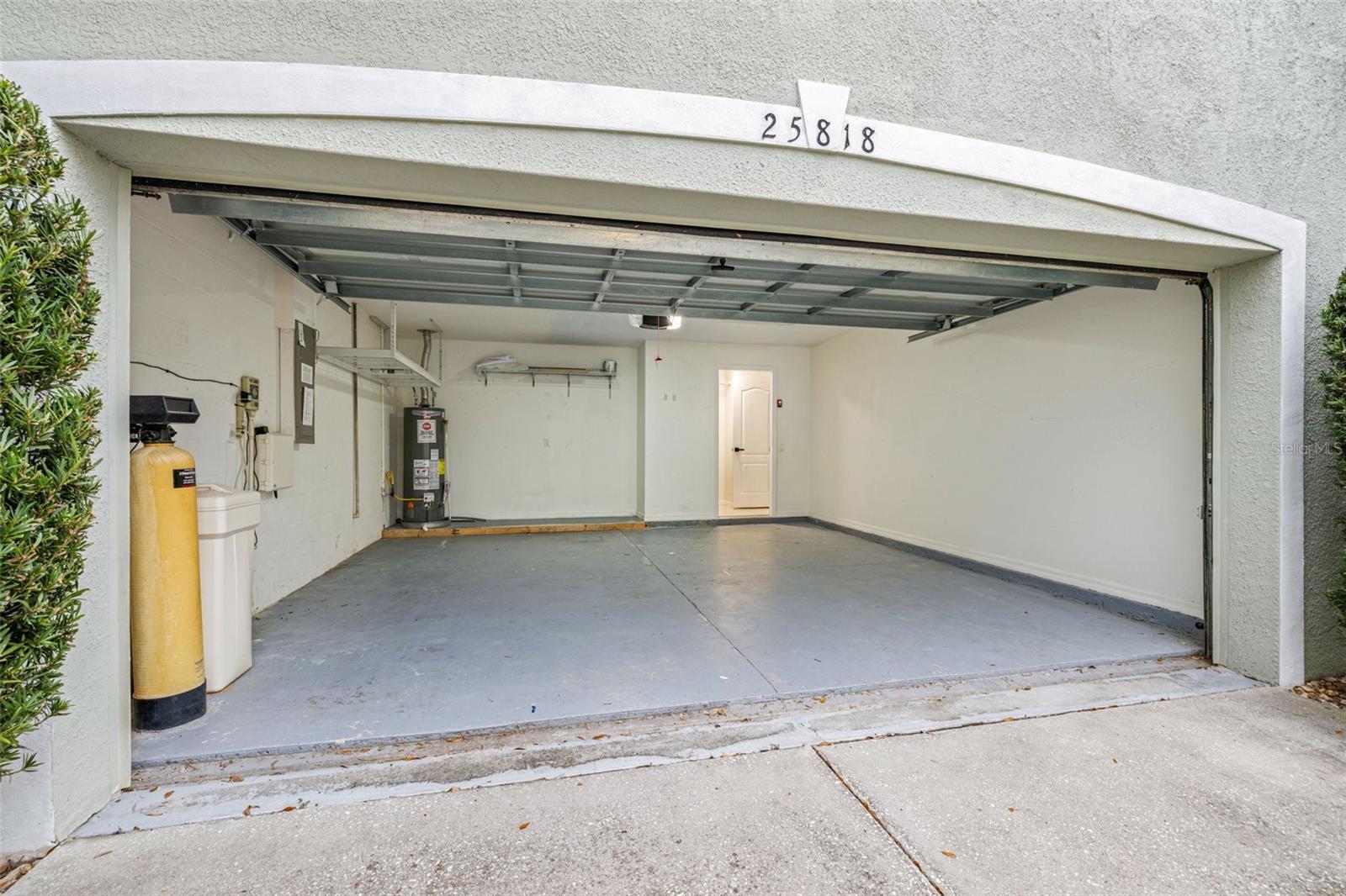 Image 25 of 35 For 25818 Bloomsbury Court