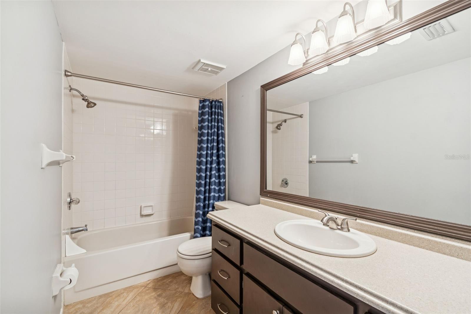 Image 20 of 29 For 5732 Calais Boulevard N 6