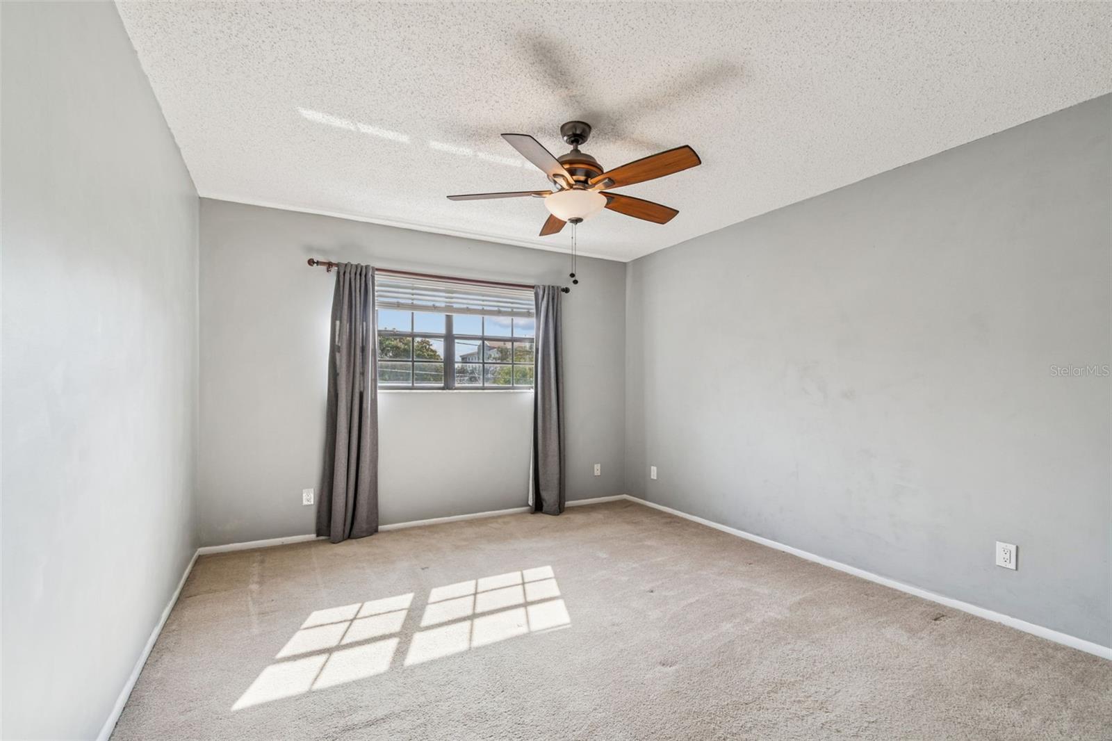 Image 24 of 29 For 5732 Calais Boulevard N 6