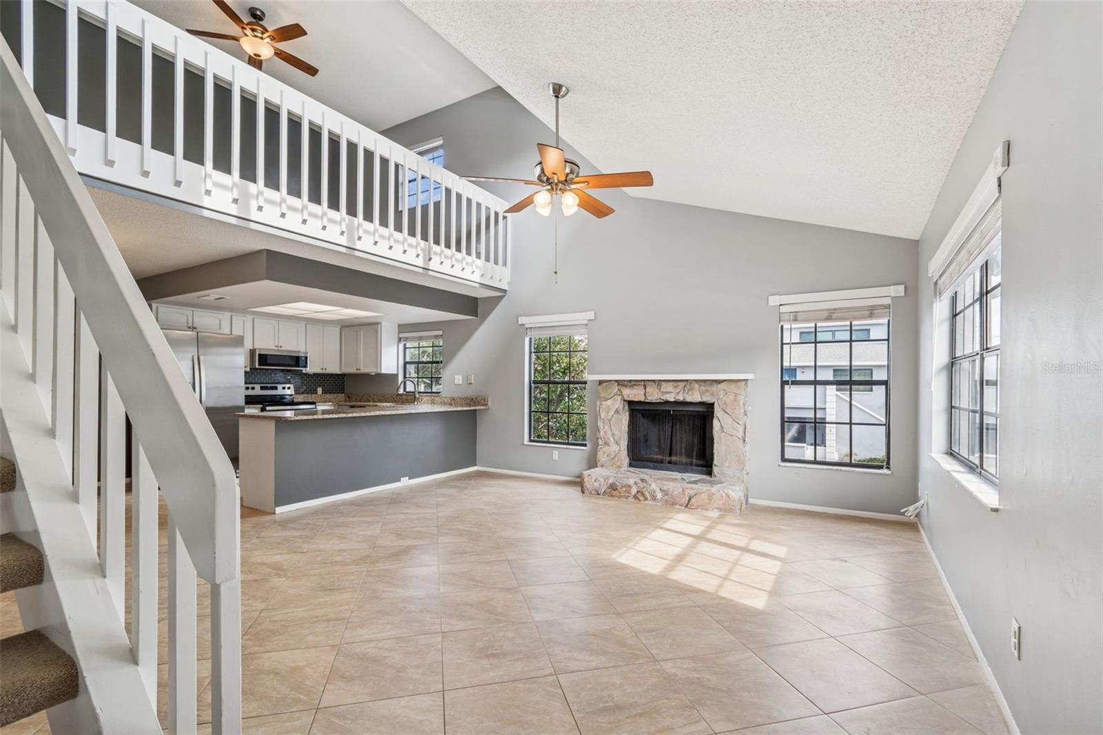 Image 6 of 29 For 5732 Calais Boulevard N 6