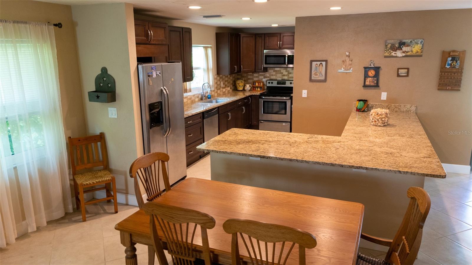 Image 10 of 48 For 1614 Stafford Lane 1206