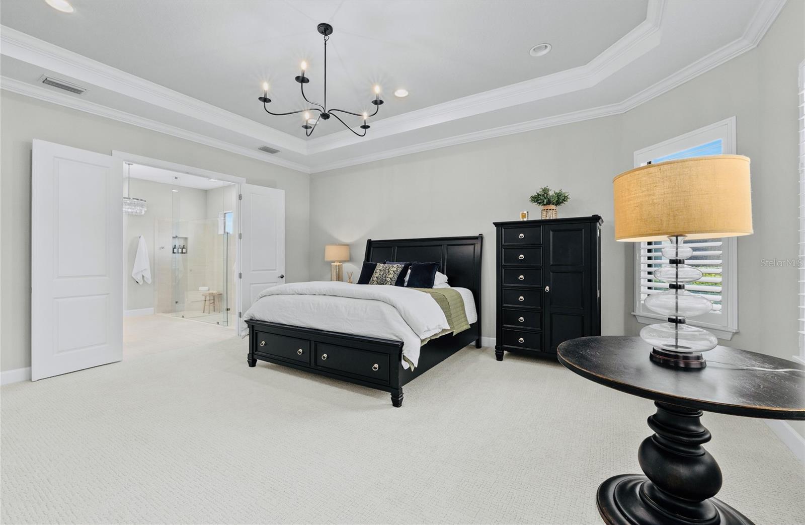 Listing photo id 9 for 11411 Juglans Drive