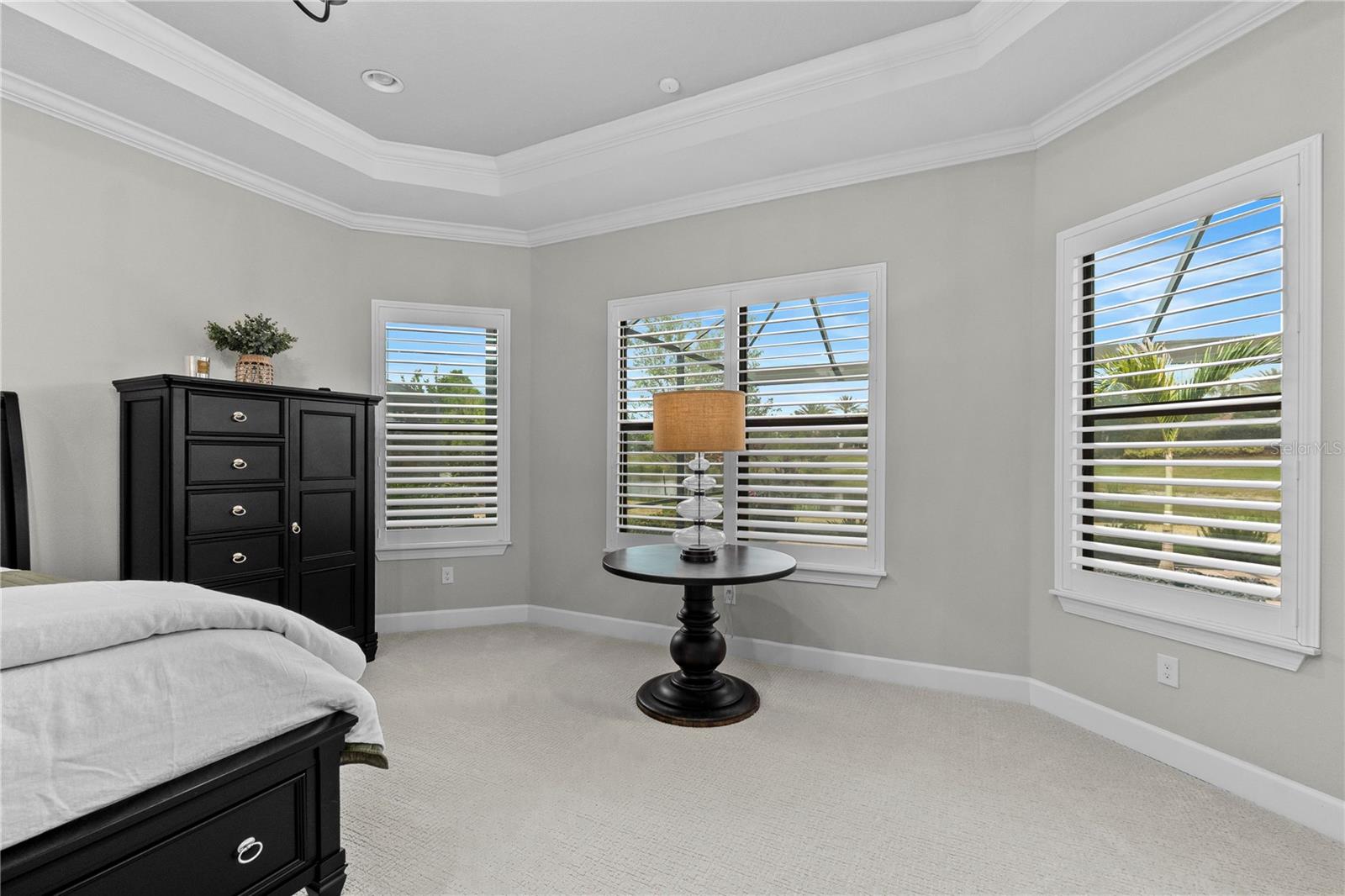 Listing photo id 11 for 11411 Juglans Drive