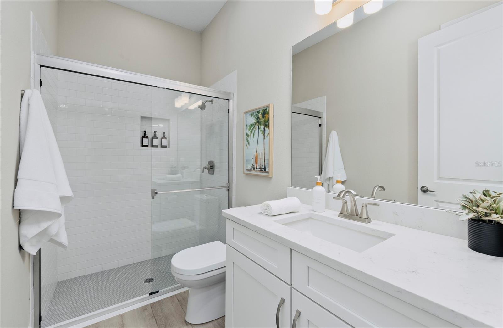 Listing photo id 15 for 11411 Juglans Drive