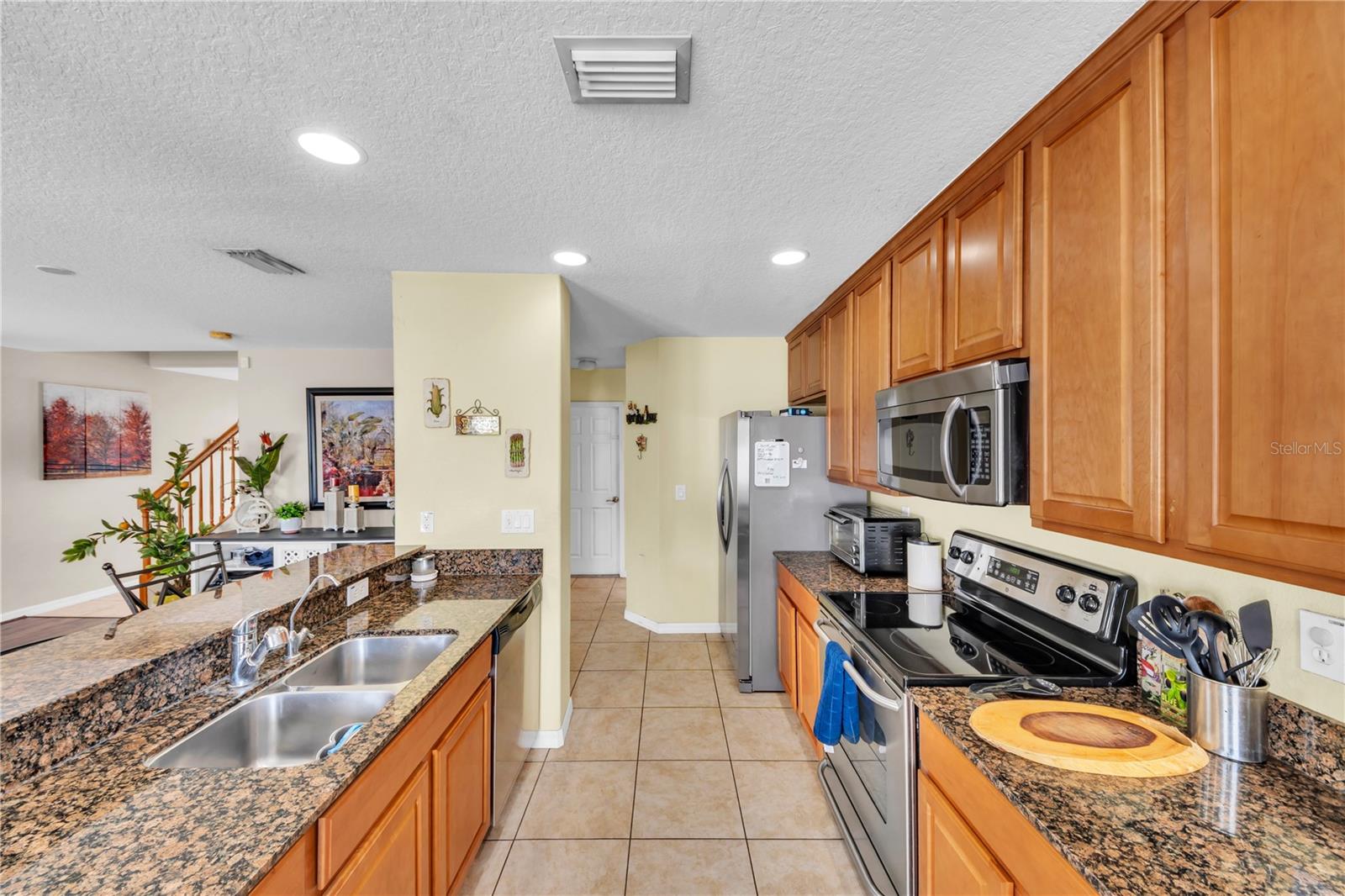 Image 9 of 35 For 3323 Thistledown Lane