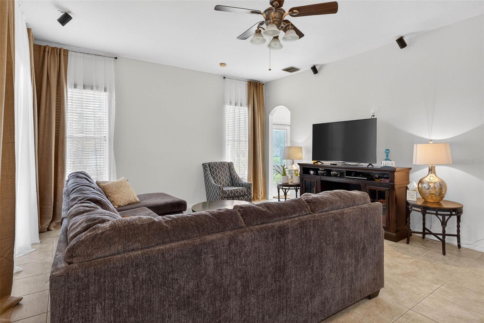 Image 32 of 65 For 1923 Rutherford Drive