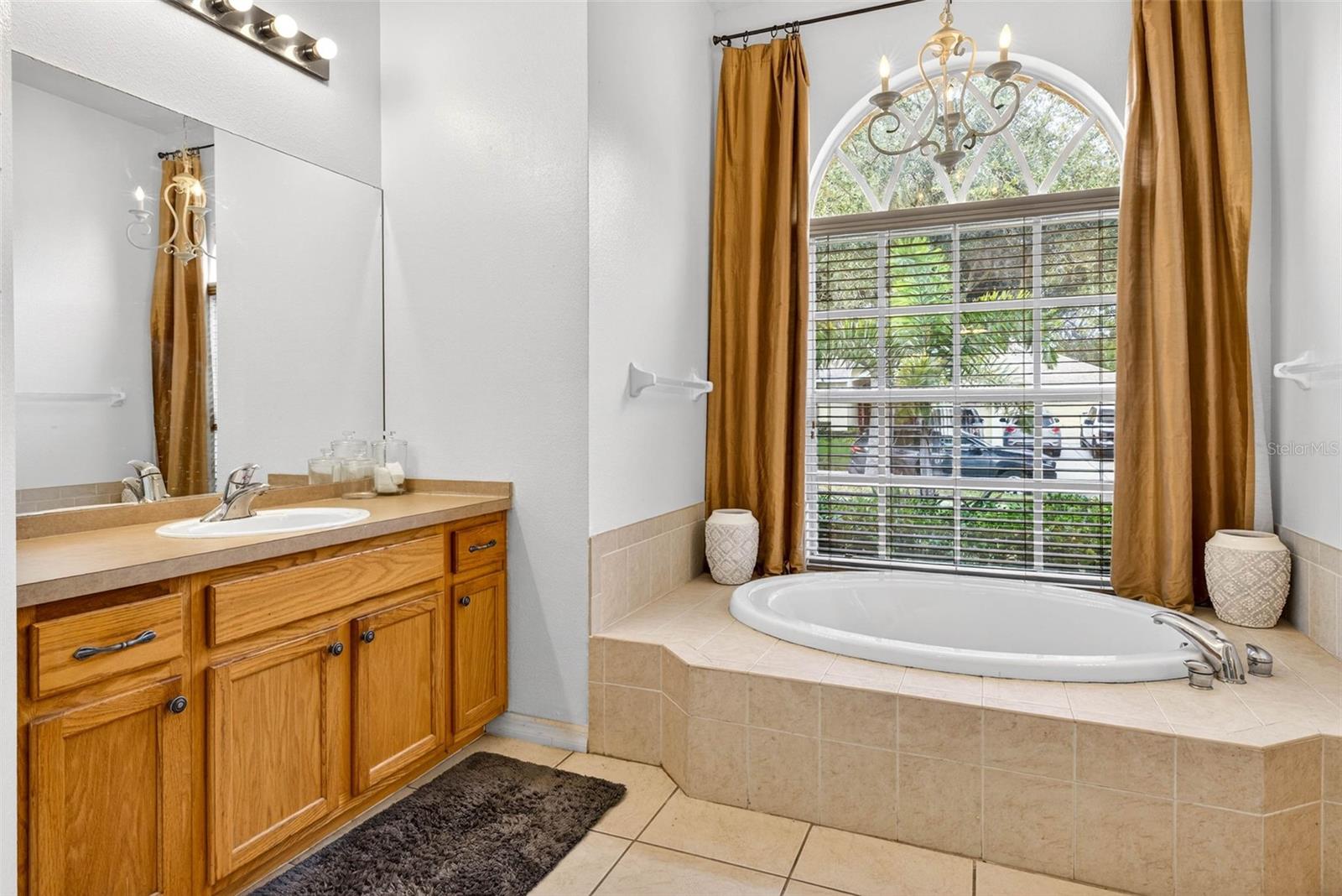 Image 38 of 65 For 1923 Rutherford Drive