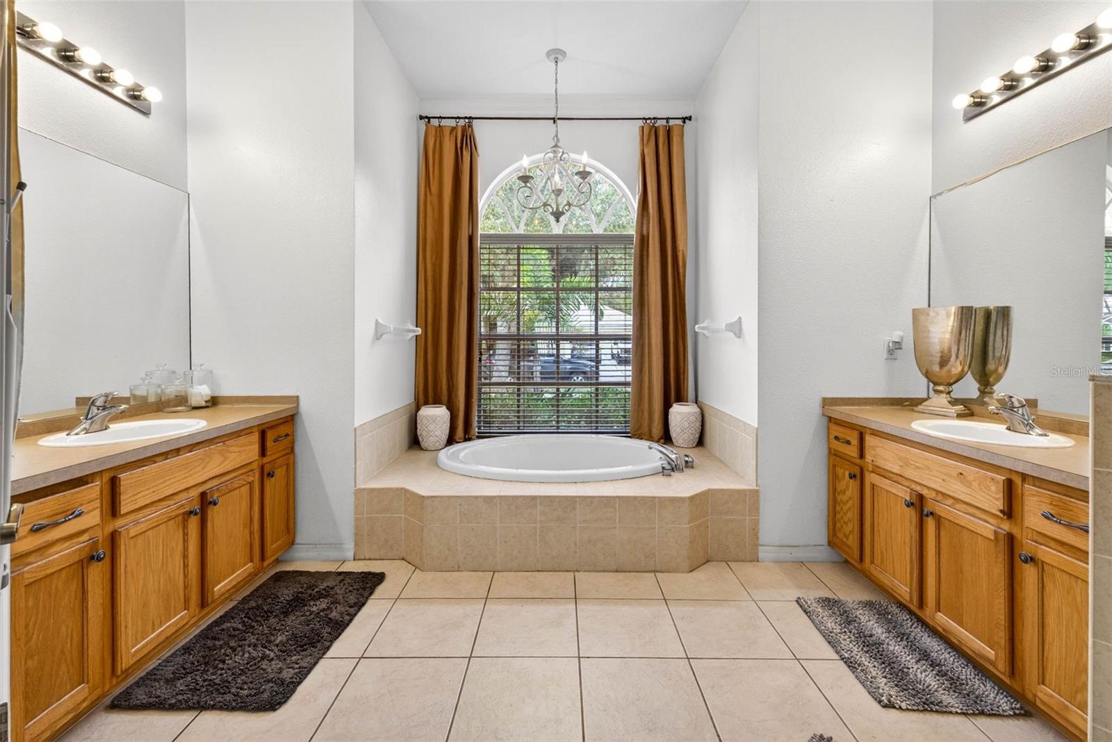 Image 8 of 65 For 1923 Rutherford Drive