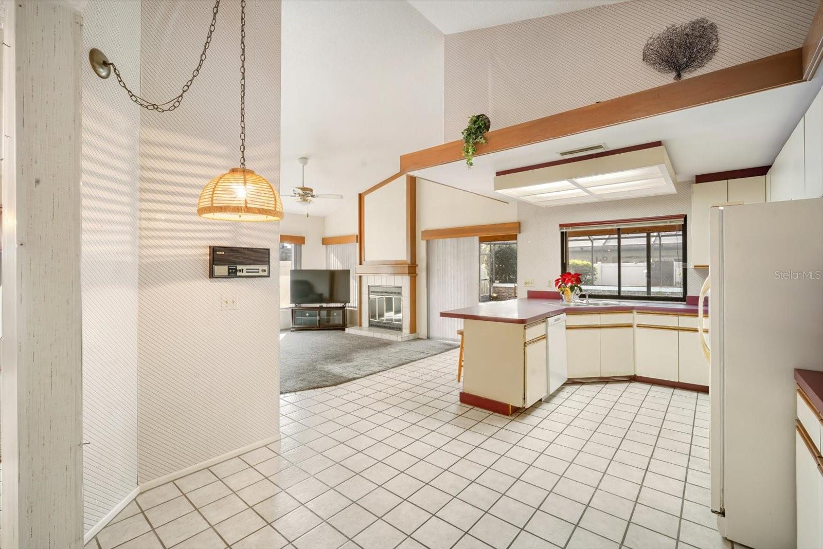 Image 16 of 34 For 2309 Walden Place N