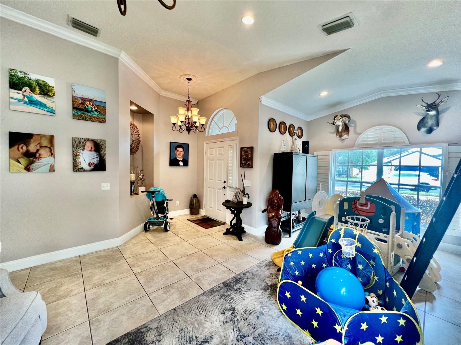 Image 4 of 33 For 9118 Whispering Willow Way