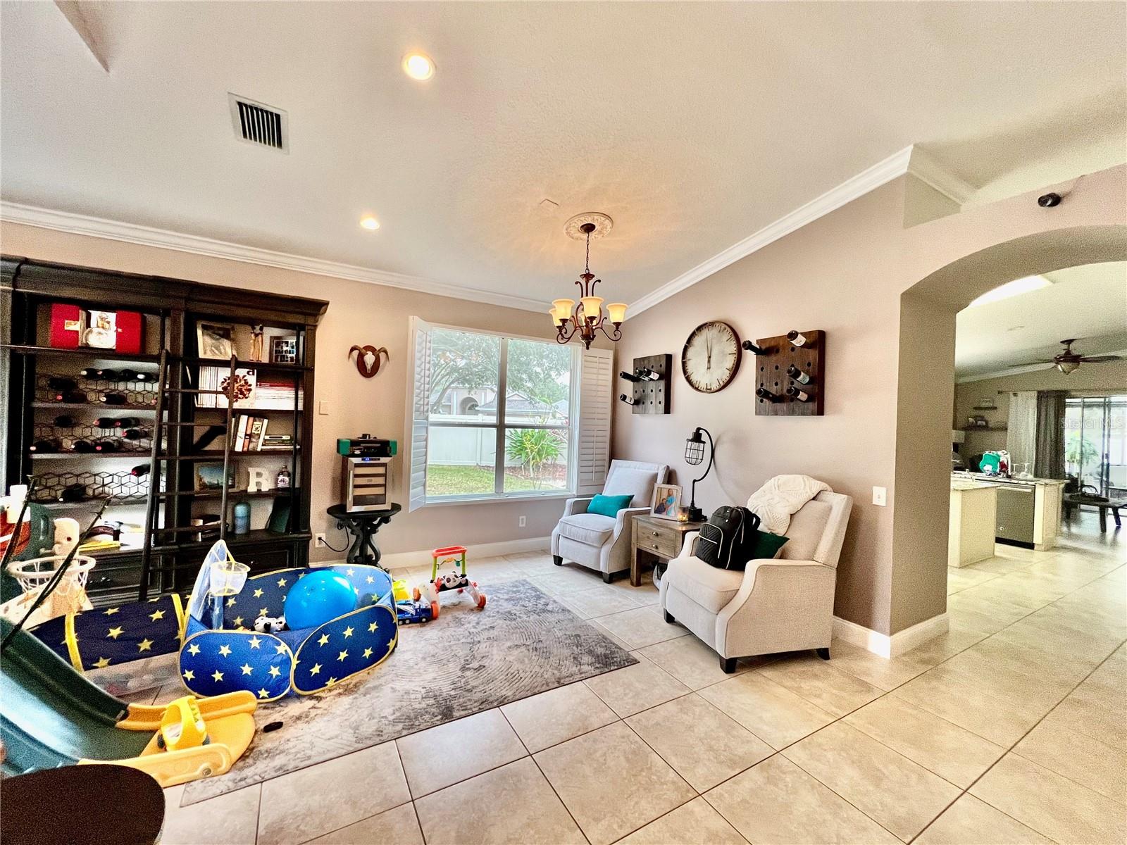 Image 5 of 33 For 9118 Whispering Willow Way