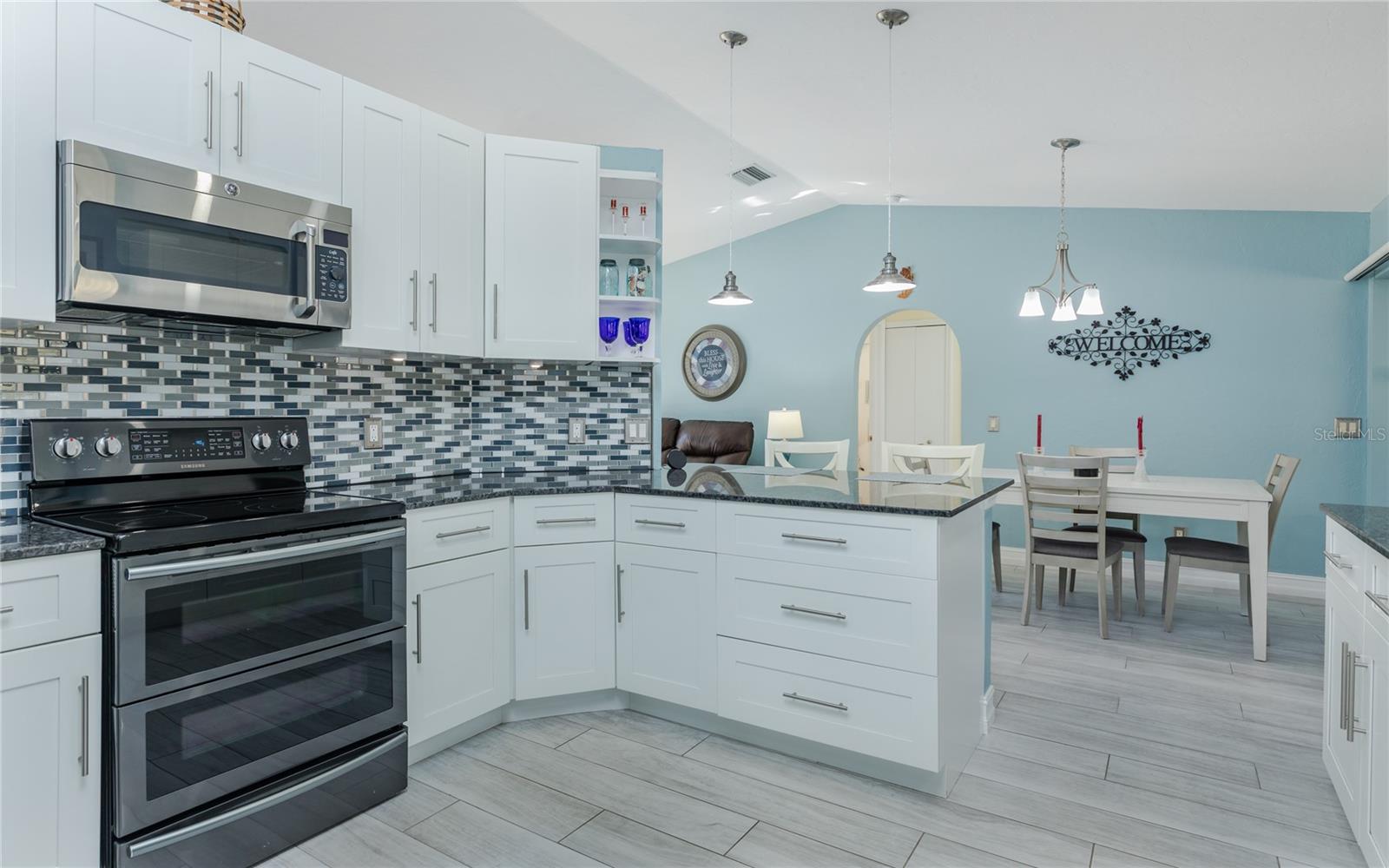 Image 10 of 36 For 16376 Chicopee Avenue