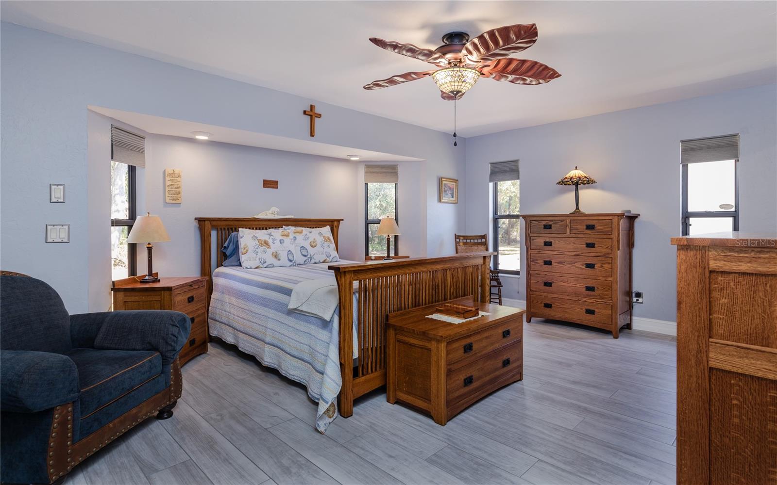 Image 14 of 36 For 16376 Chicopee Avenue