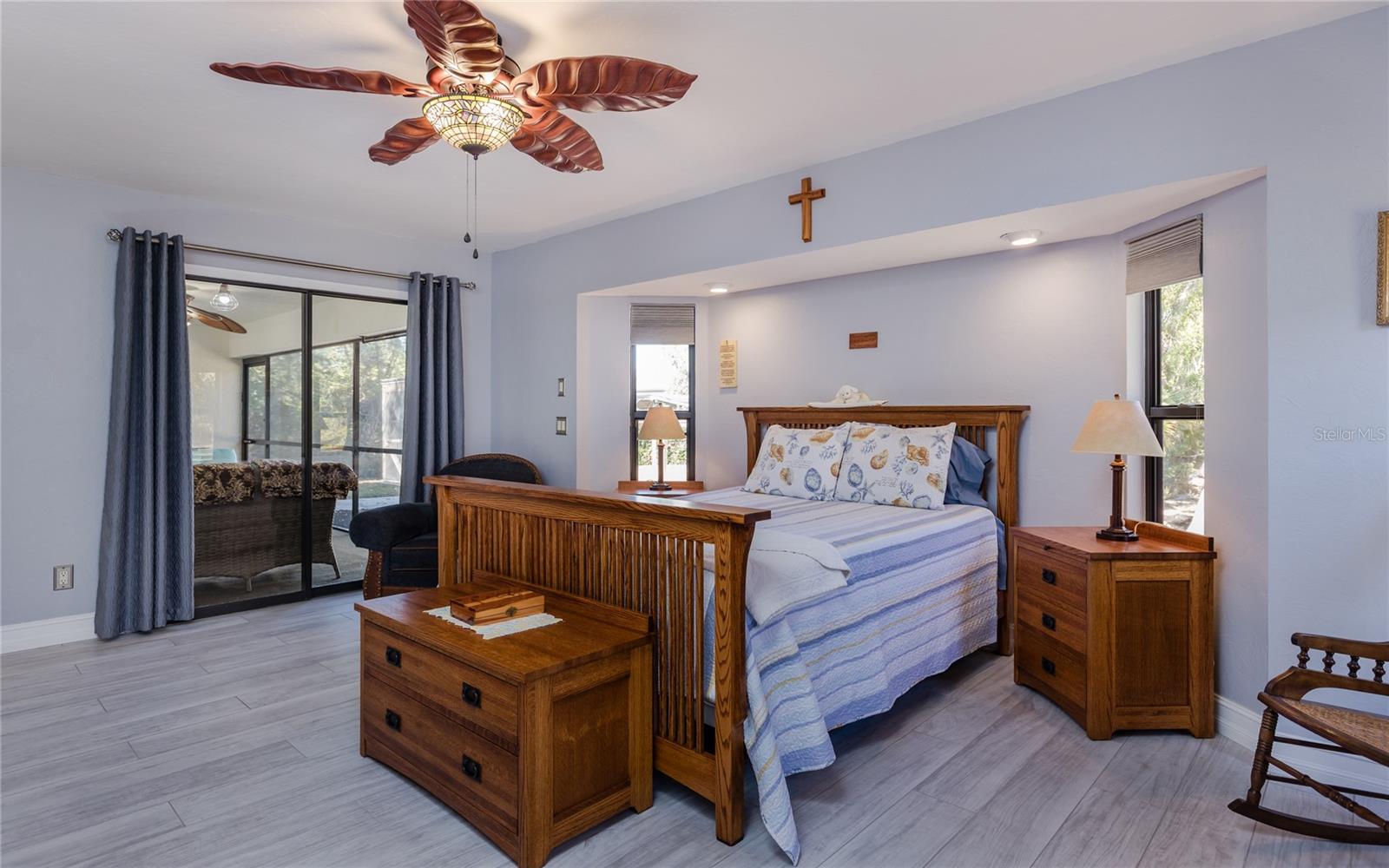 Image 15 of 36 For 16376 Chicopee Avenue