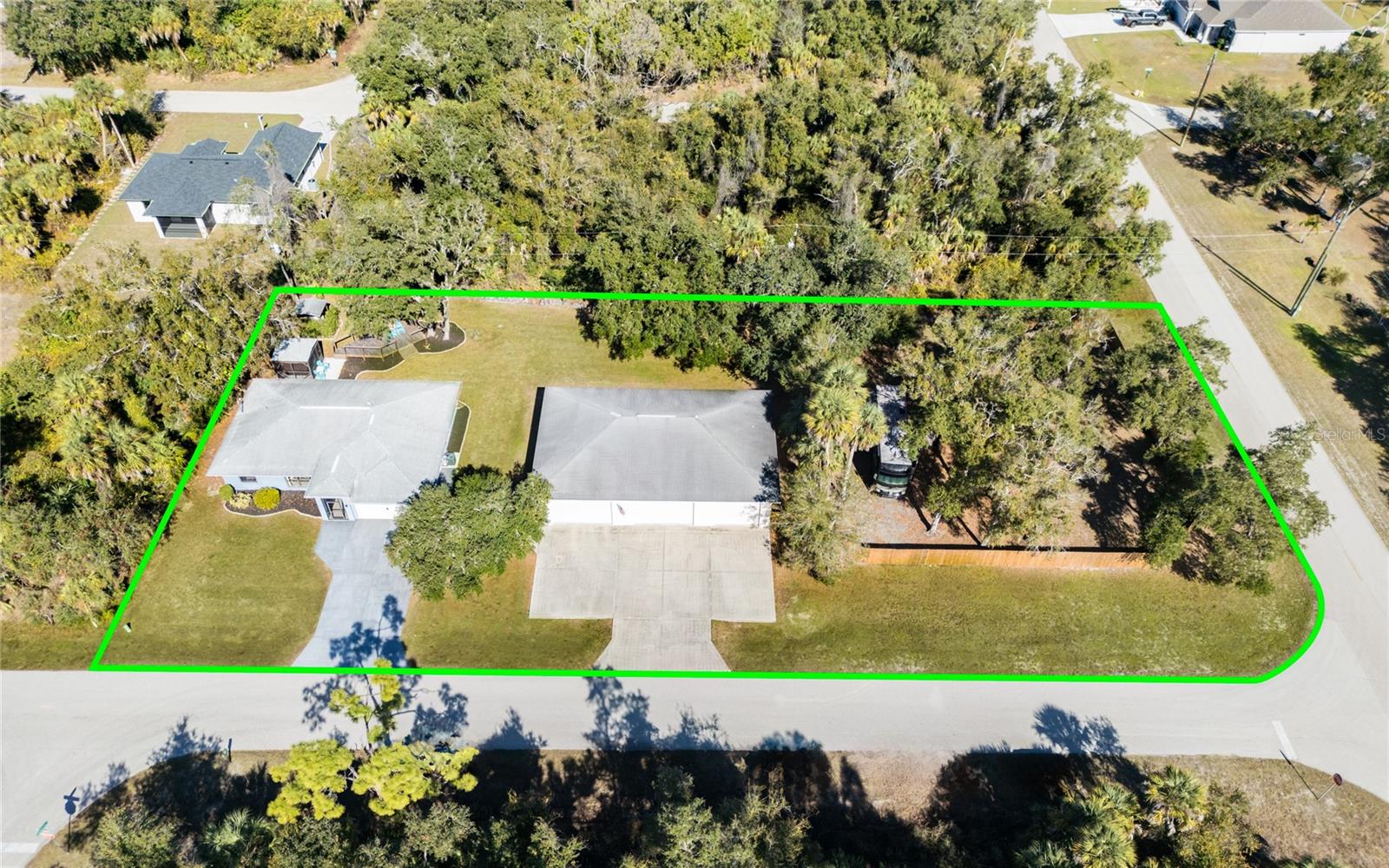 Image 31 of 36 For 16376 Chicopee Avenue