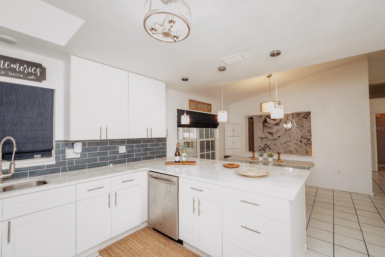 Image 9 of 25 For 403 Bigstaff Court