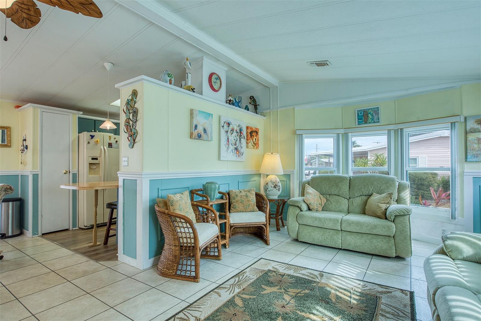 Image 5 of 40 For 83 Pelican Drive N