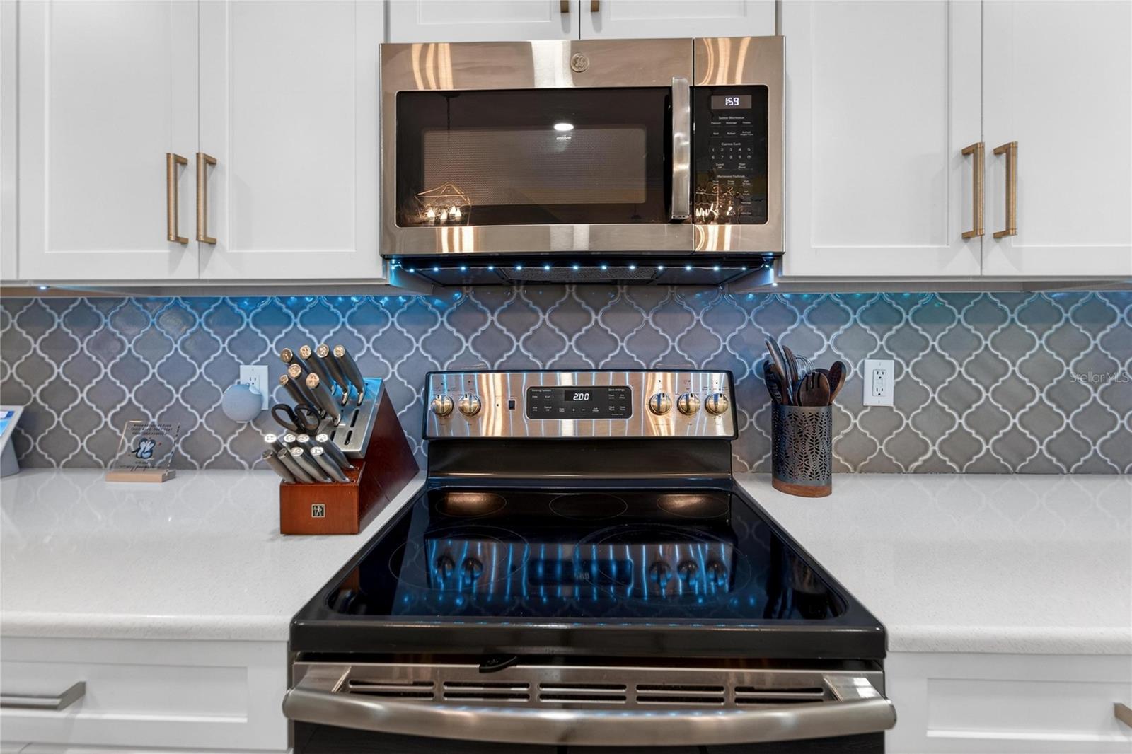 Image 10 of 92 For 829 Callista Cay Loop