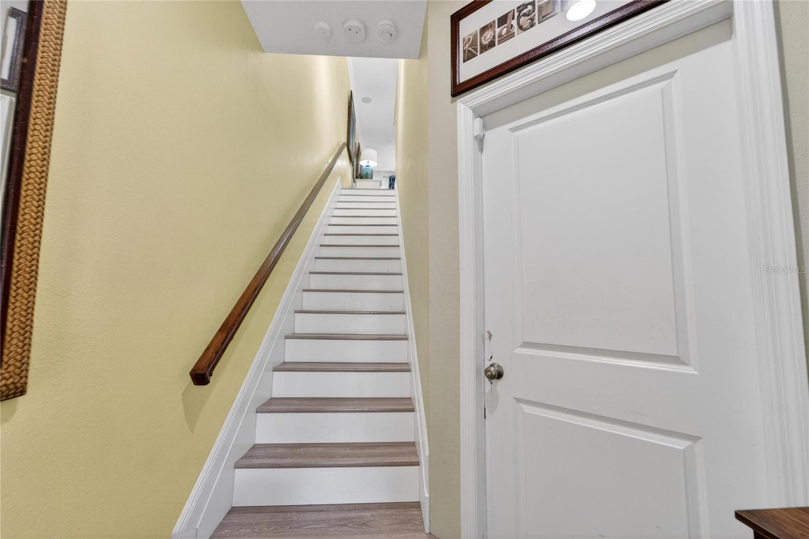 Image 37 of 92 For 829 Callista Cay Loop