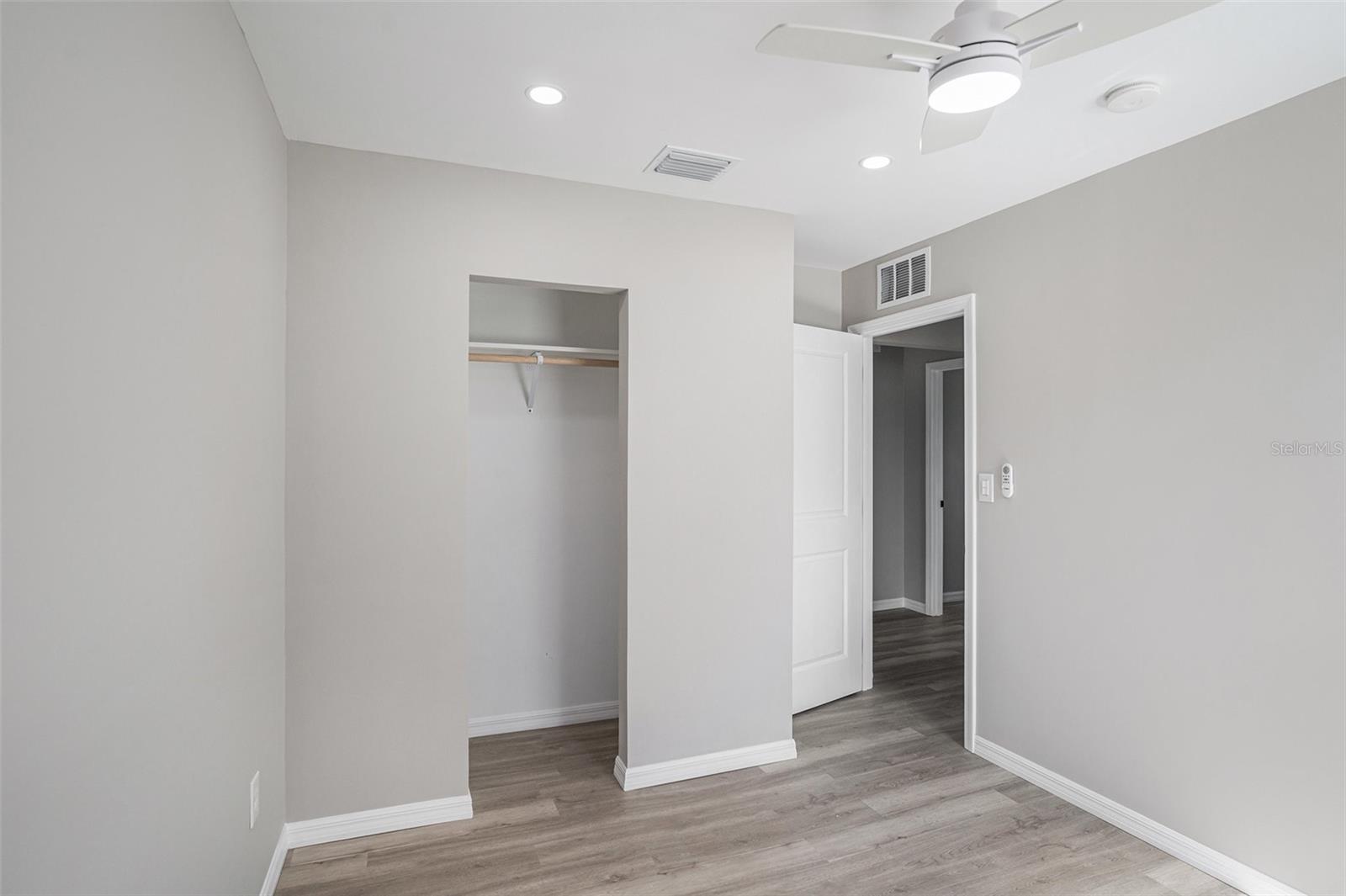 Image 15 of 25 For 3412 Springfield Drive