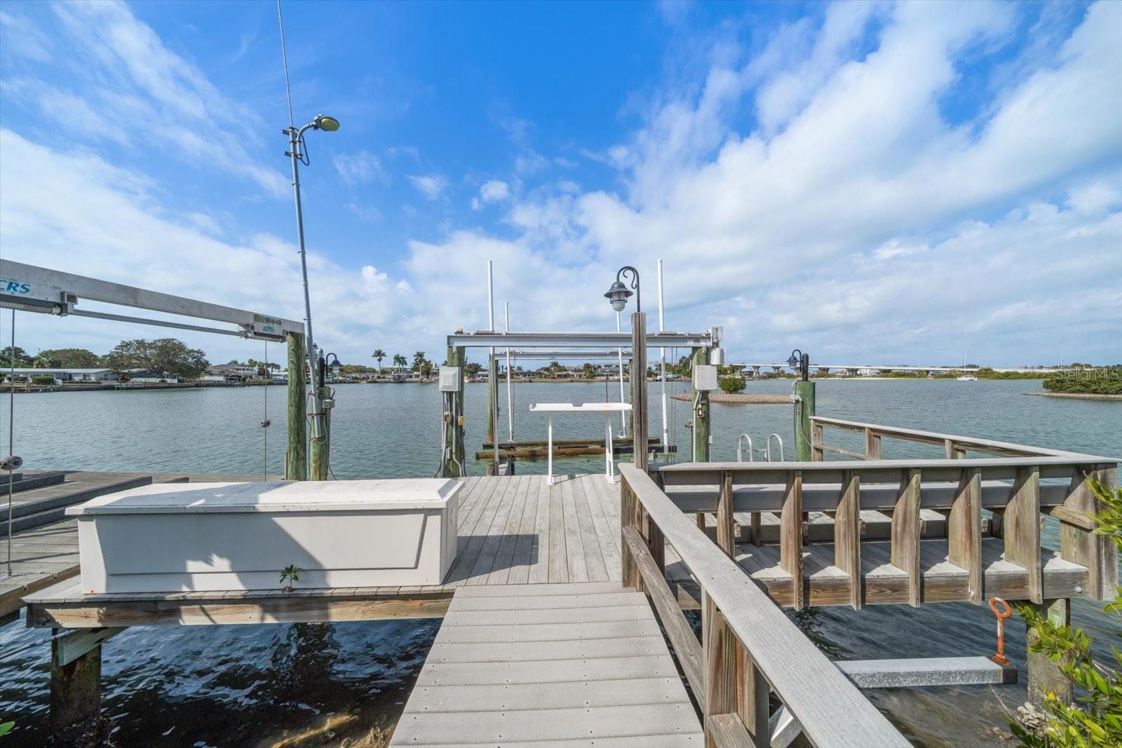 Image 14 of 98 For 118 Harbor View Lane