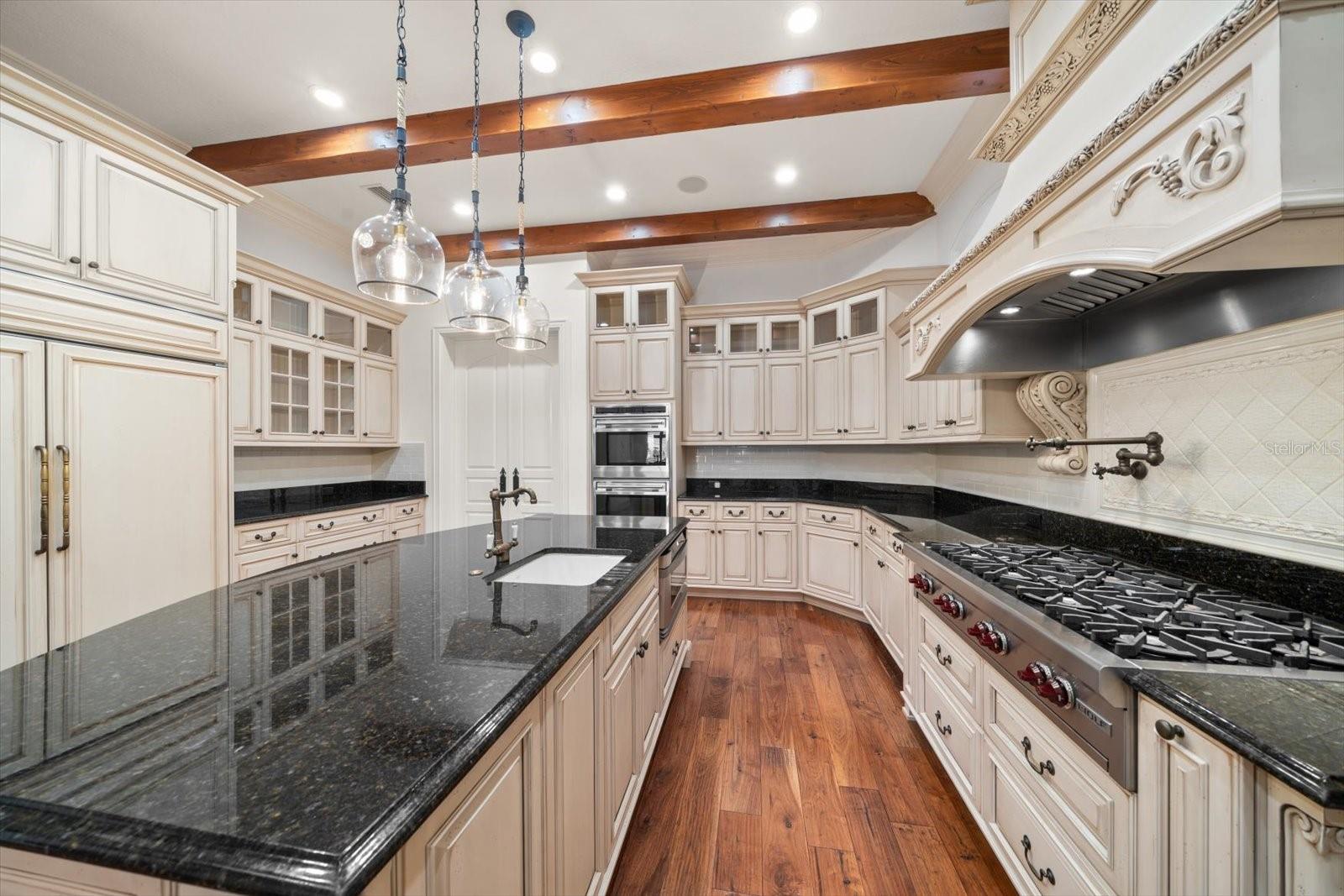 Image 25 of 98 For 118 Harbor View Lane