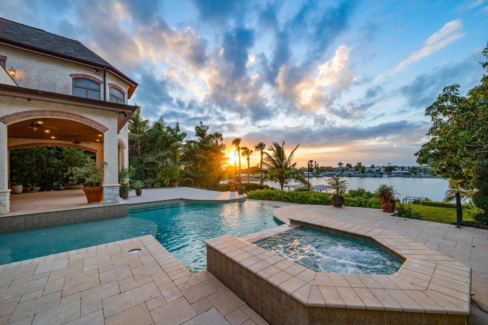 Image 3 of 98 For 118 Harbor View Lane