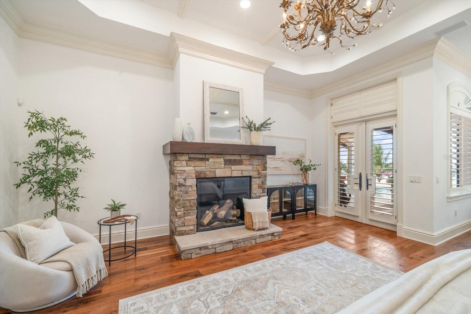 Image 41 of 98 For 118 Harbor View Lane