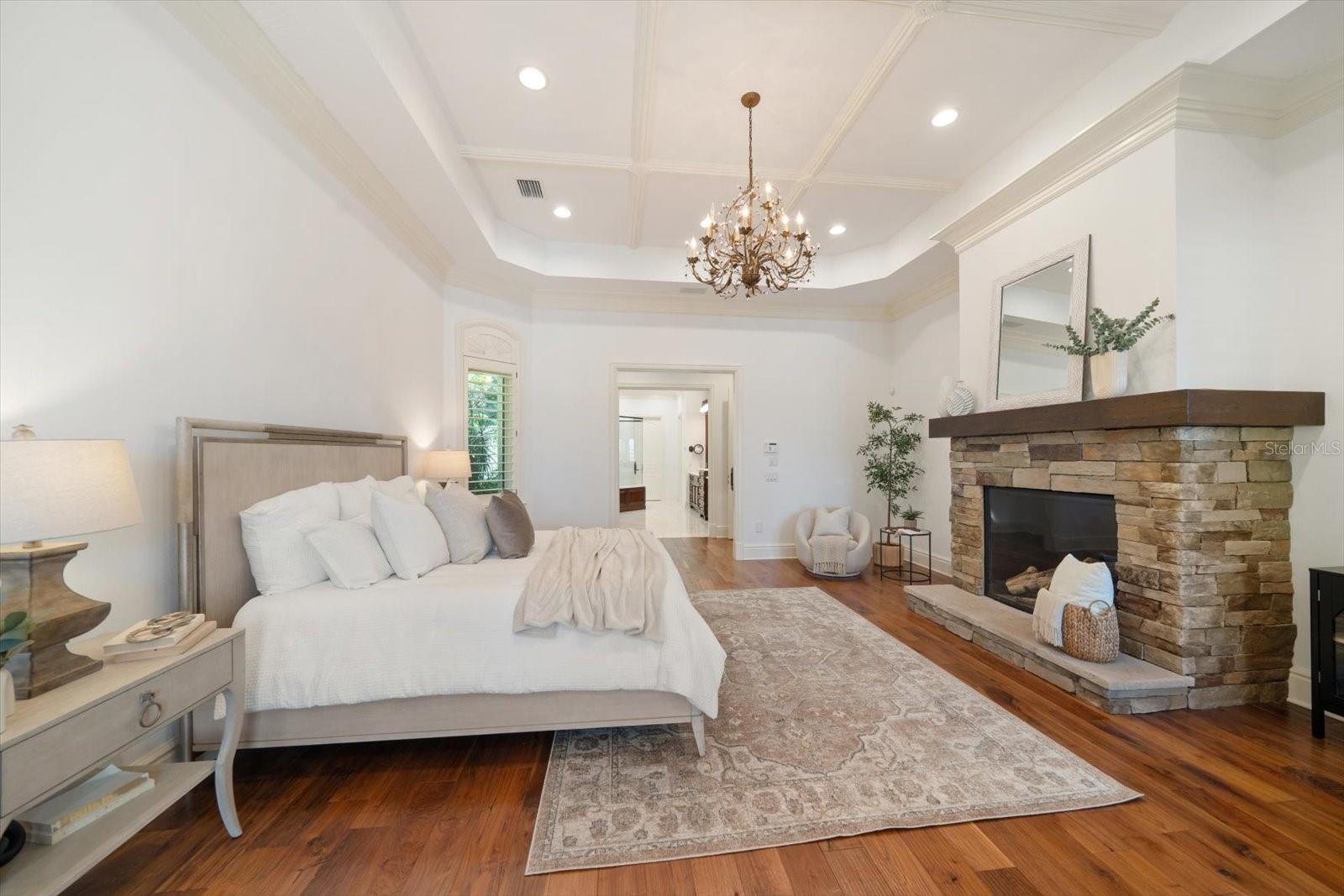 Image 43 of 98 For 118 Harbor View Lane