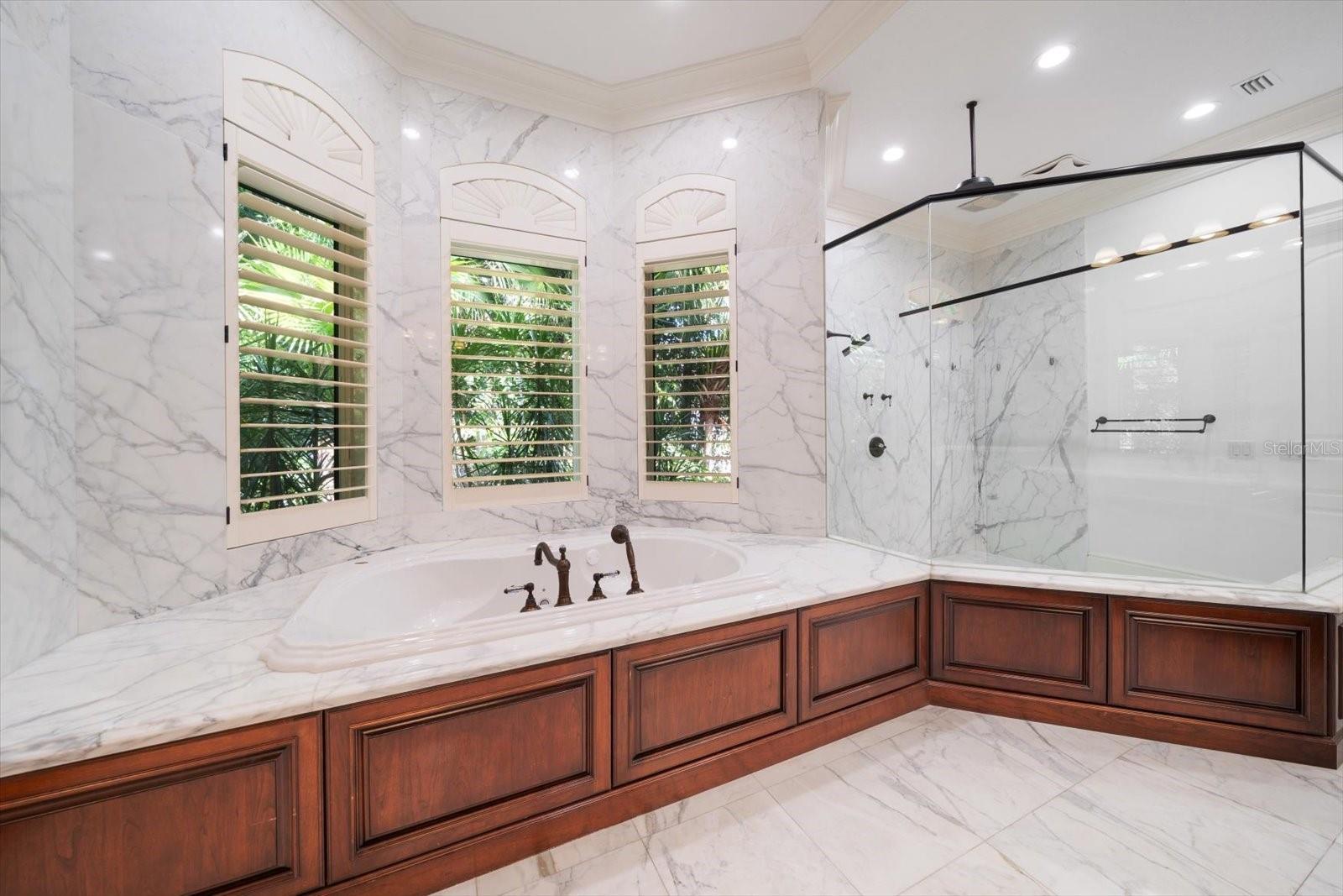 Image 48 of 98 For 118 Harbor View Lane