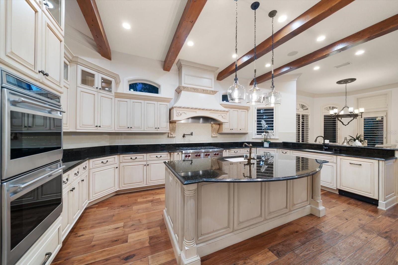 Image 6 of 98 For 118 Harbor View Lane