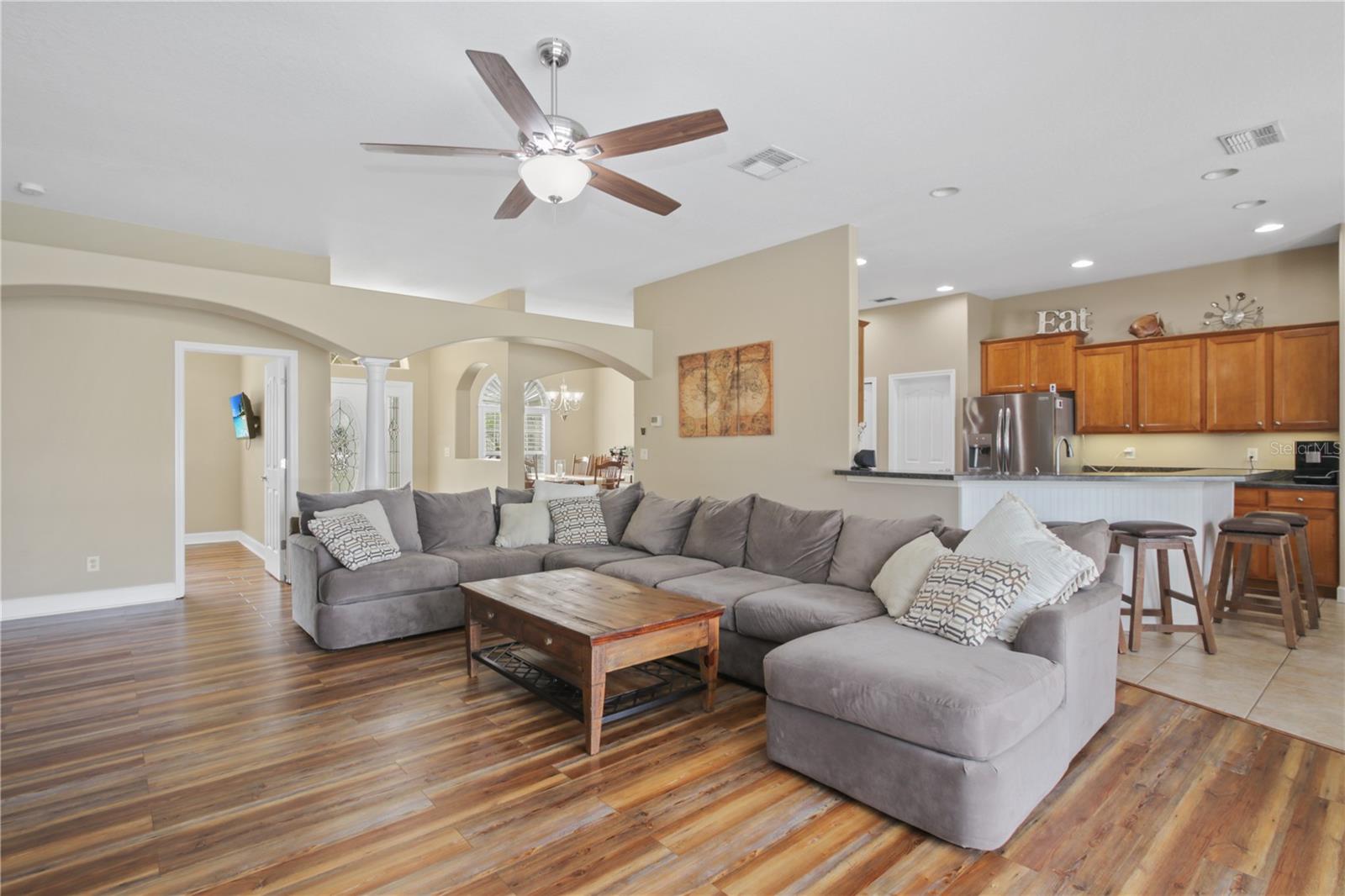 Image 10 of 35 For 13528 Gavin Road