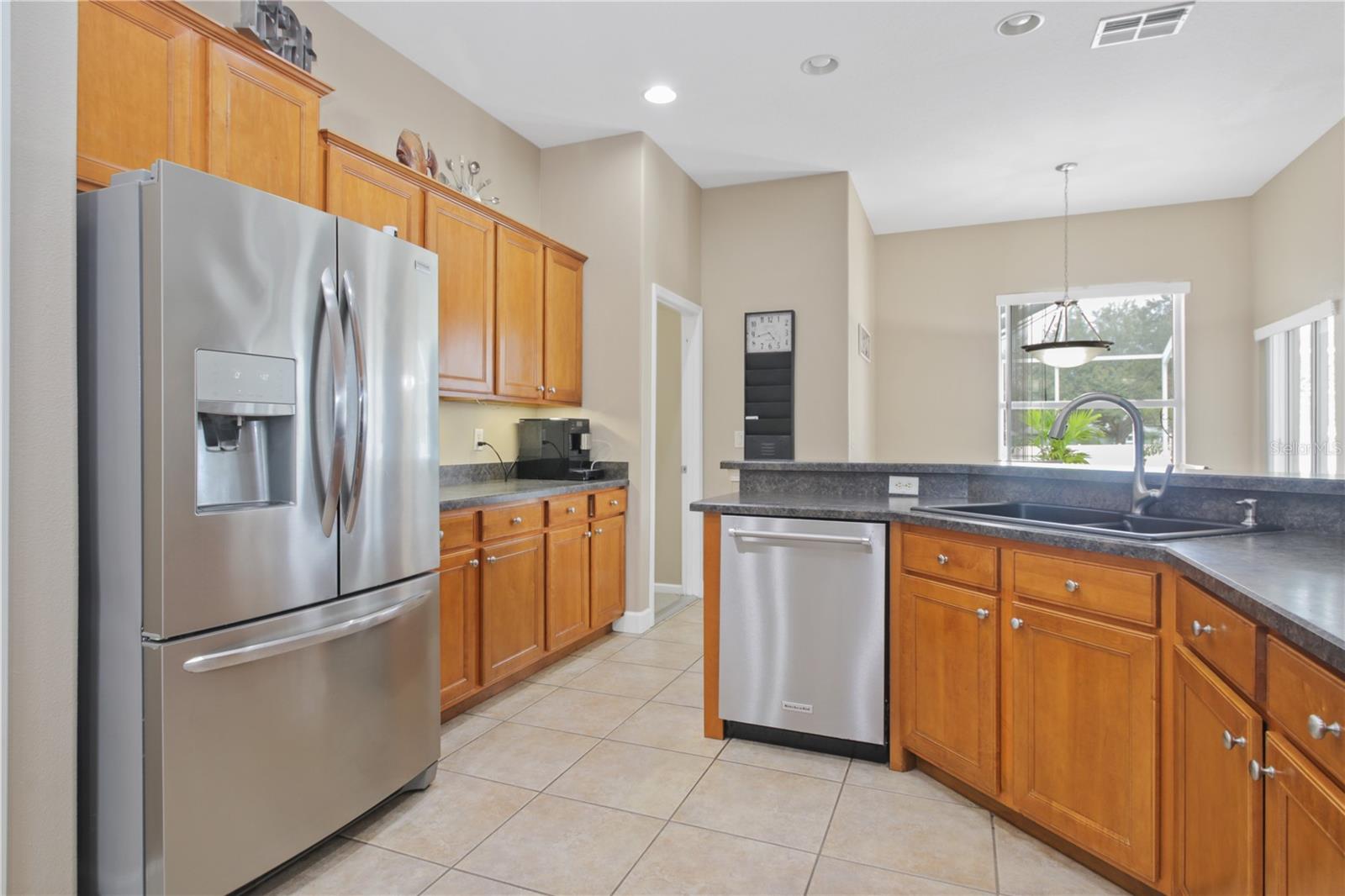 Image 15 of 35 For 13528 Gavin Road