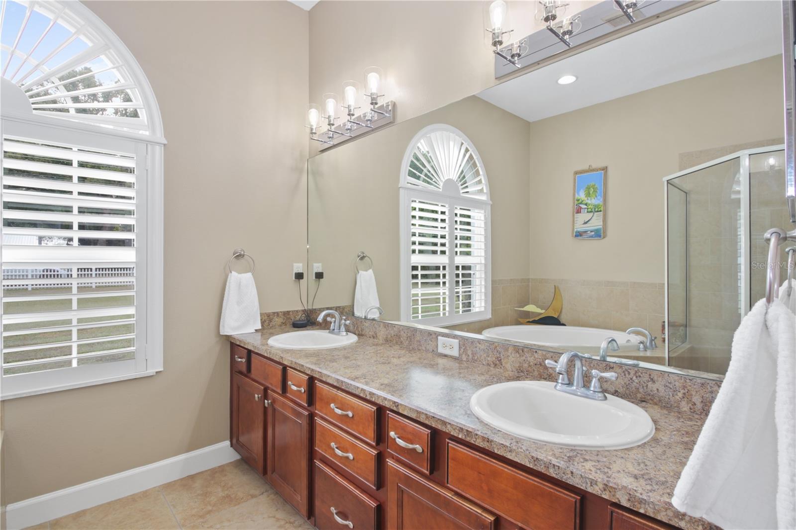 Image 26 of 35 For 13528 Gavin Road