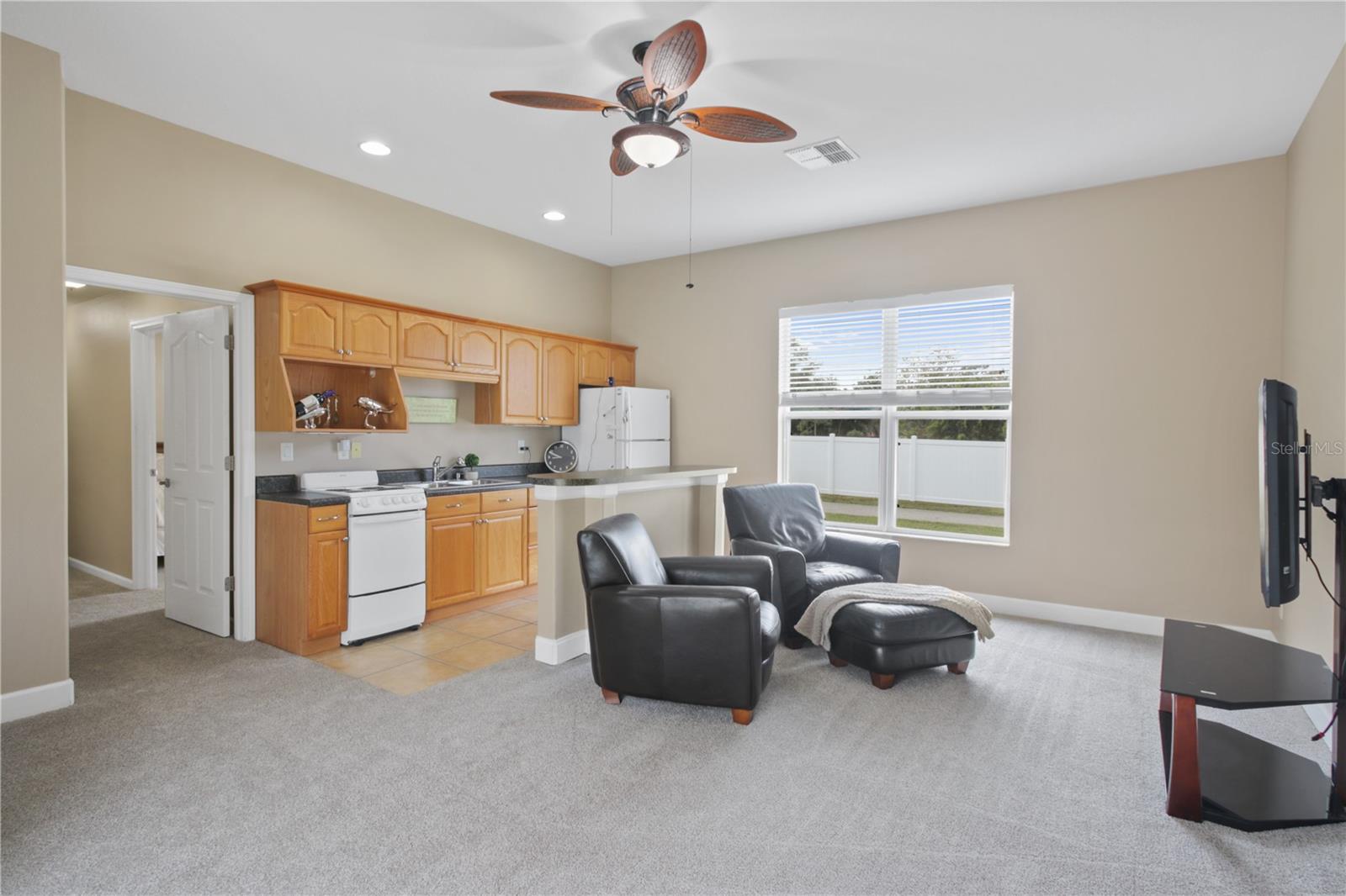 Image 8 of 35 For 13528 Gavin Road