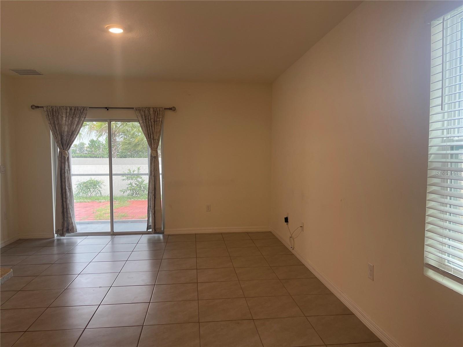 Image 6 of 21 For 33828 Jasmine Star Loop