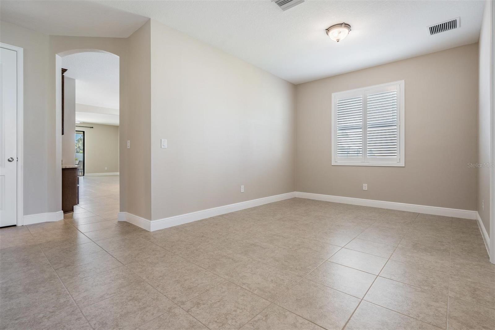 Image 4 of 26 For 11245 Paddock Manor Avenue