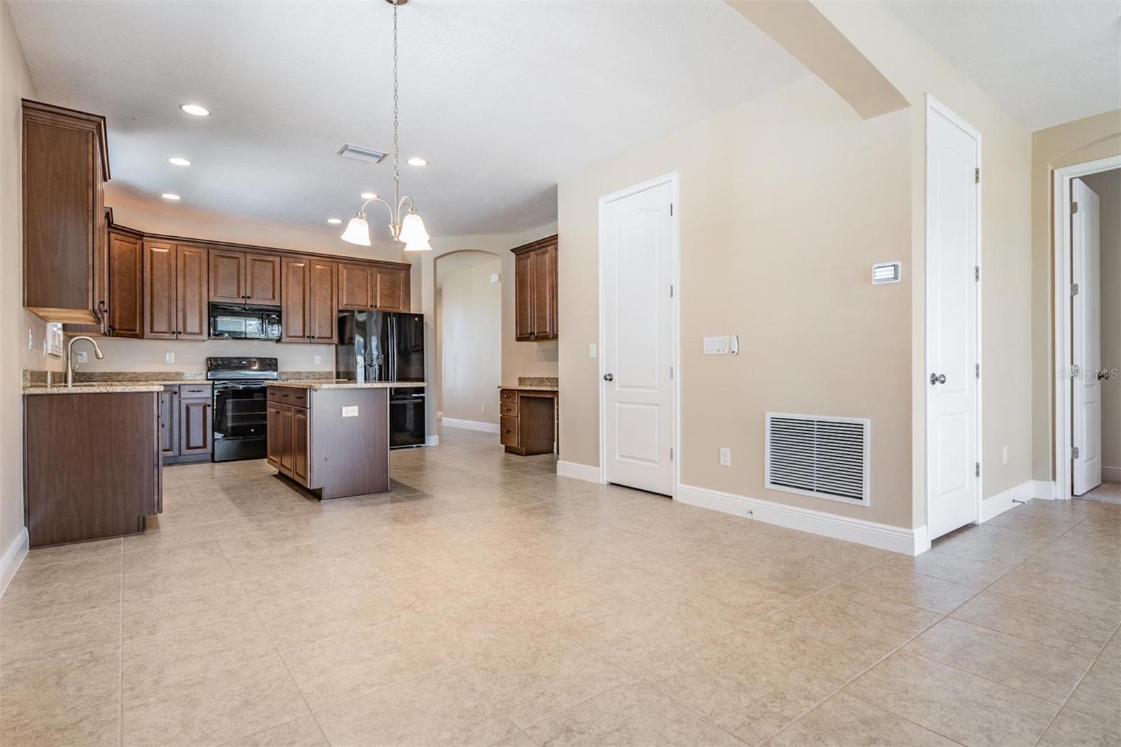 Image 9 of 26 For 11245 Paddock Manor Avenue