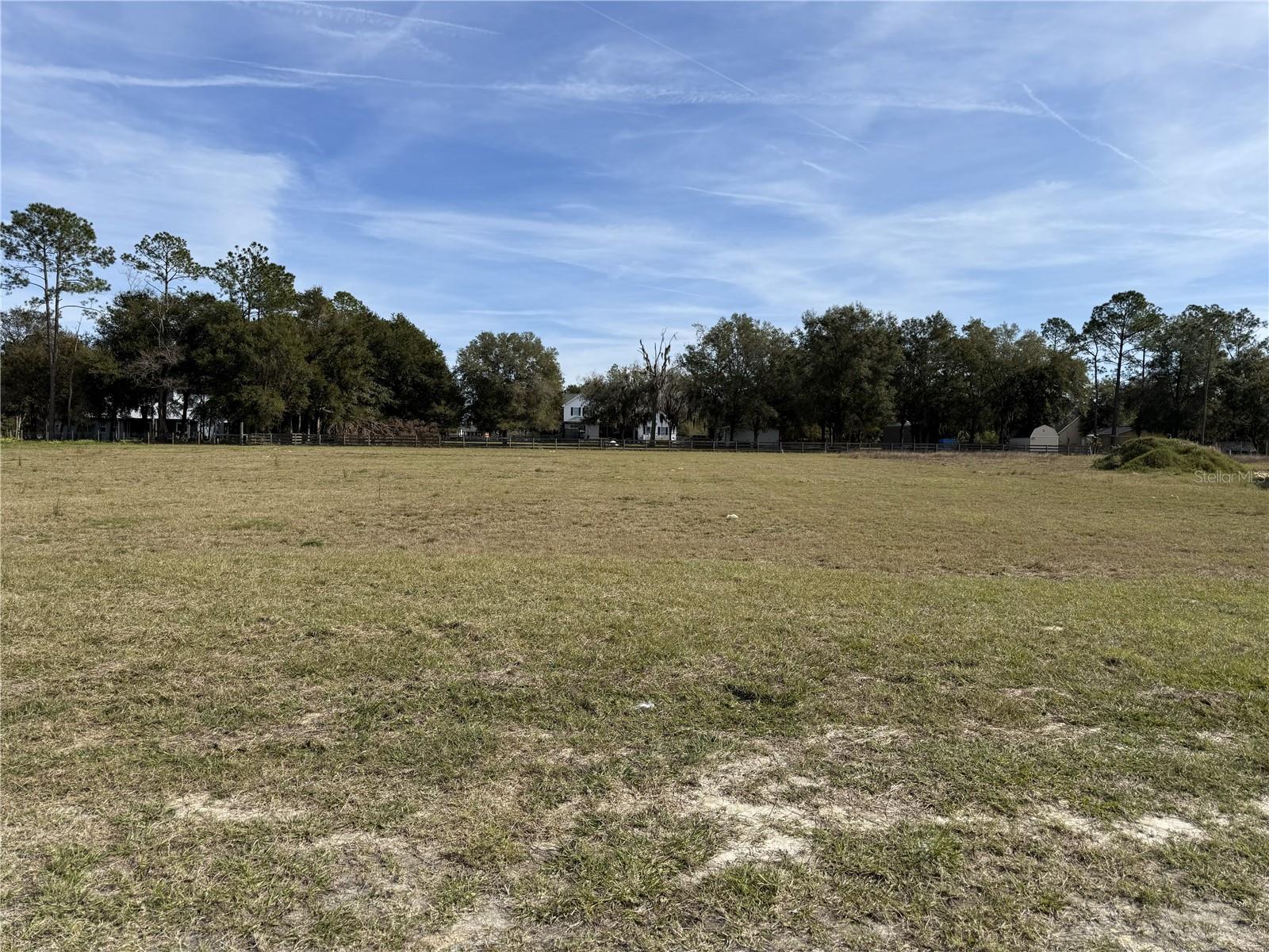 Image 3 of 4 For 14842 Mim Place