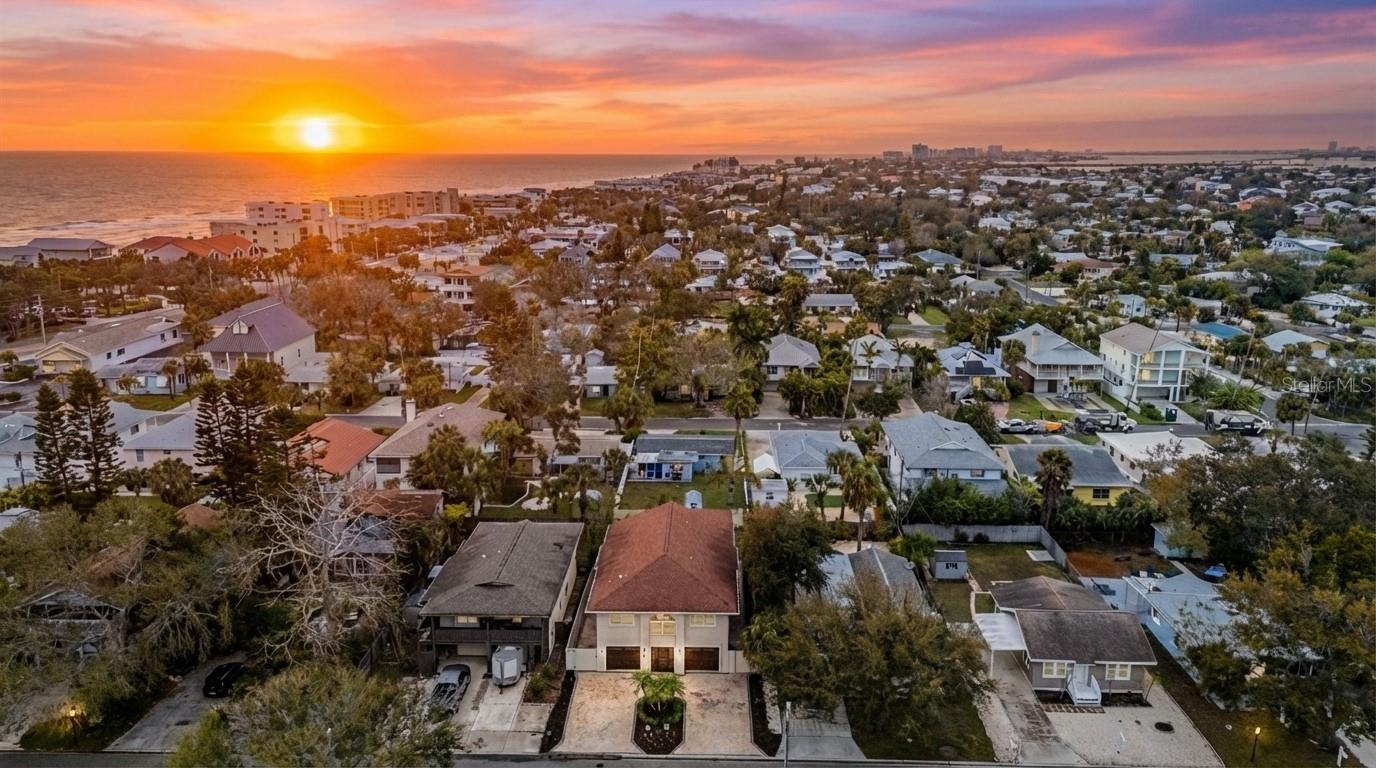 Image 2 of 31 For 118 10th Avenue